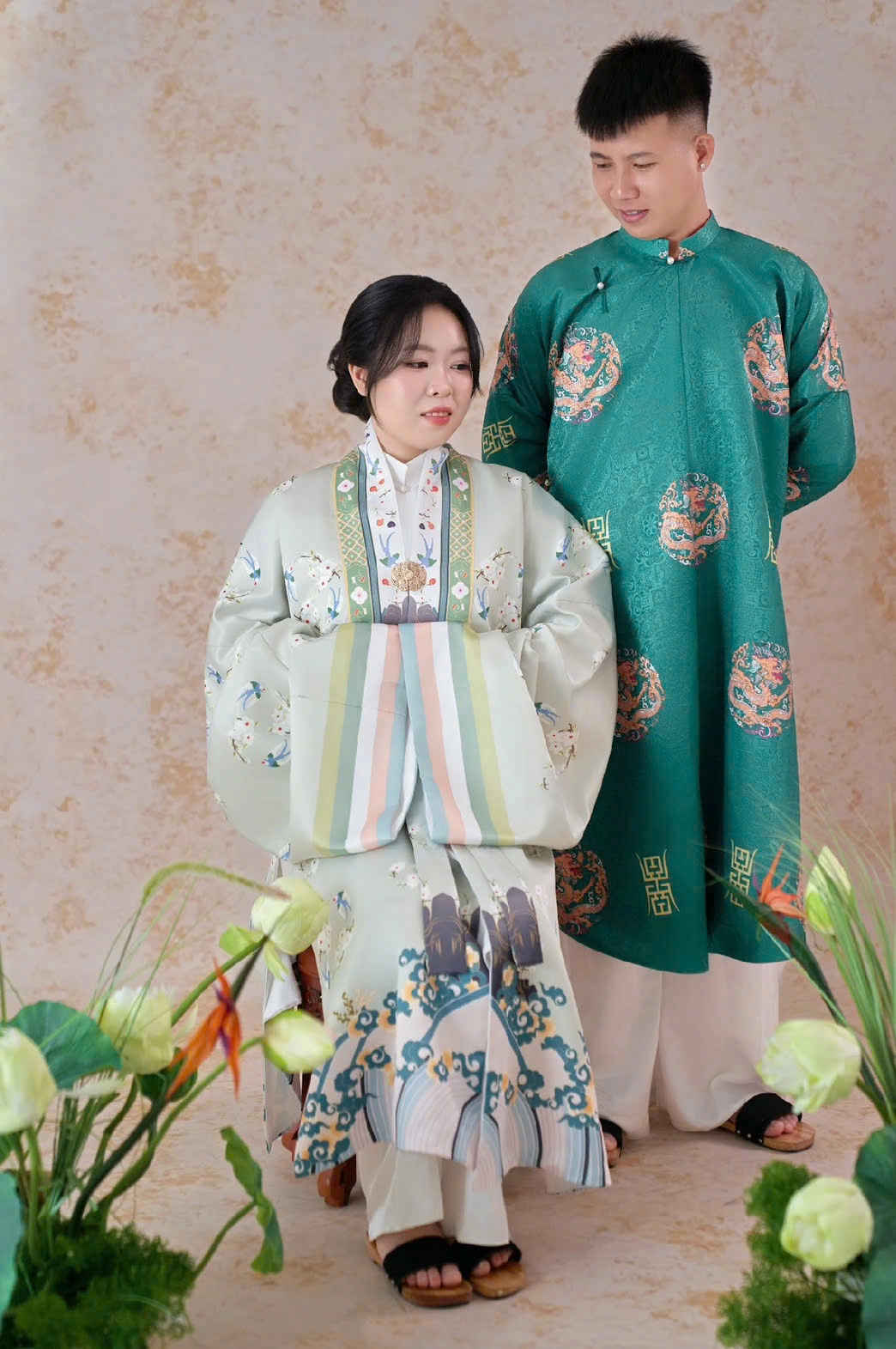 Khoảnh khắc ngọt ngào 08