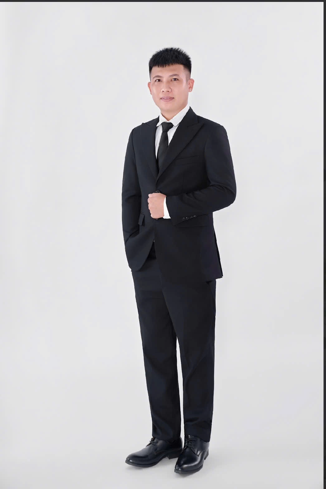 Chú rể Đàm Sâm