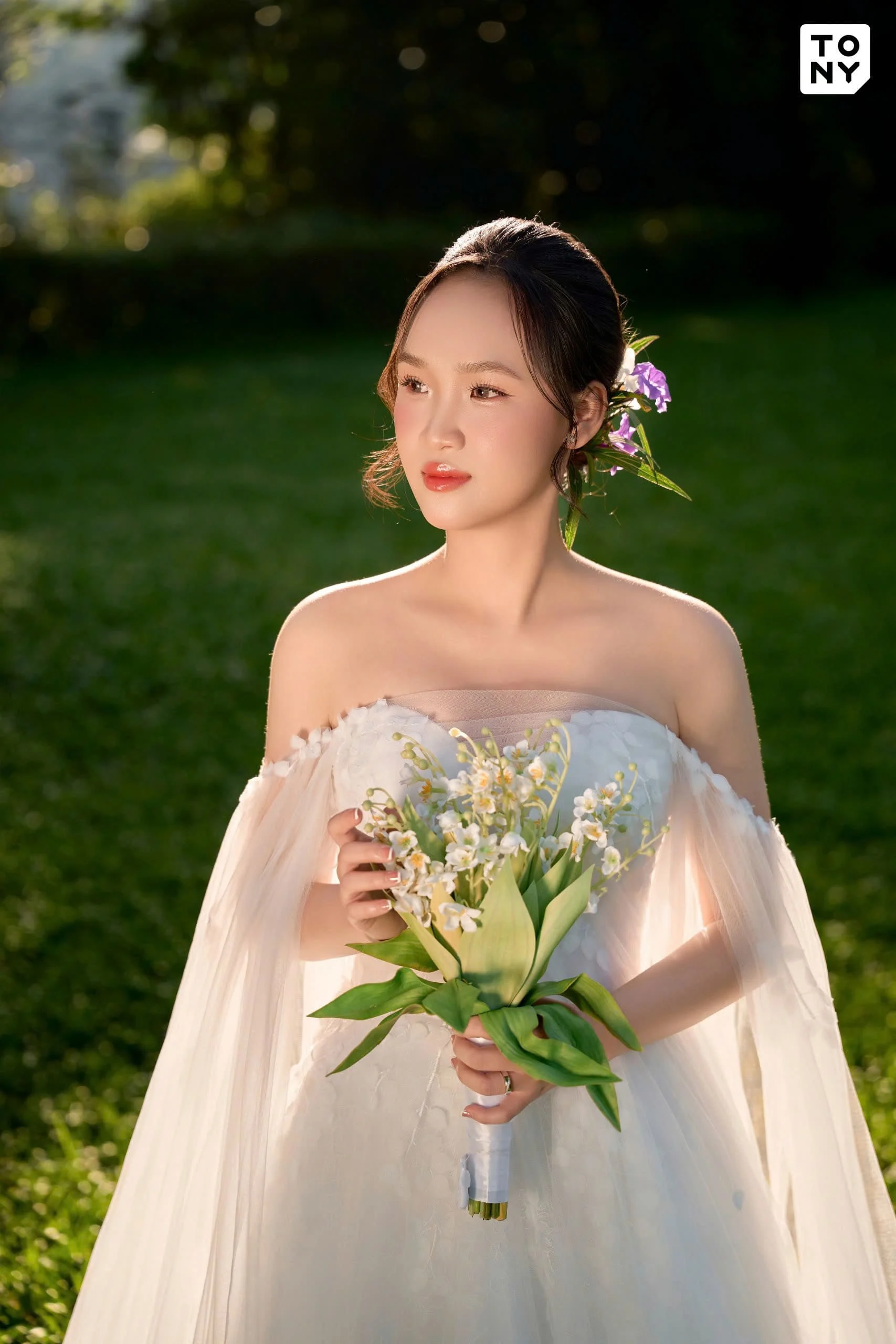 Cô dâu Thu Trang