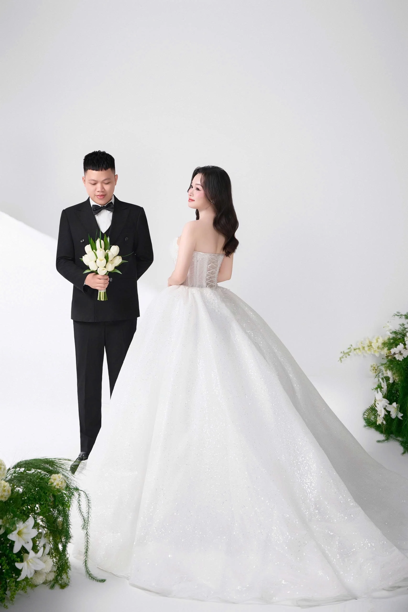 Cô dâu chú rể trong album cưới